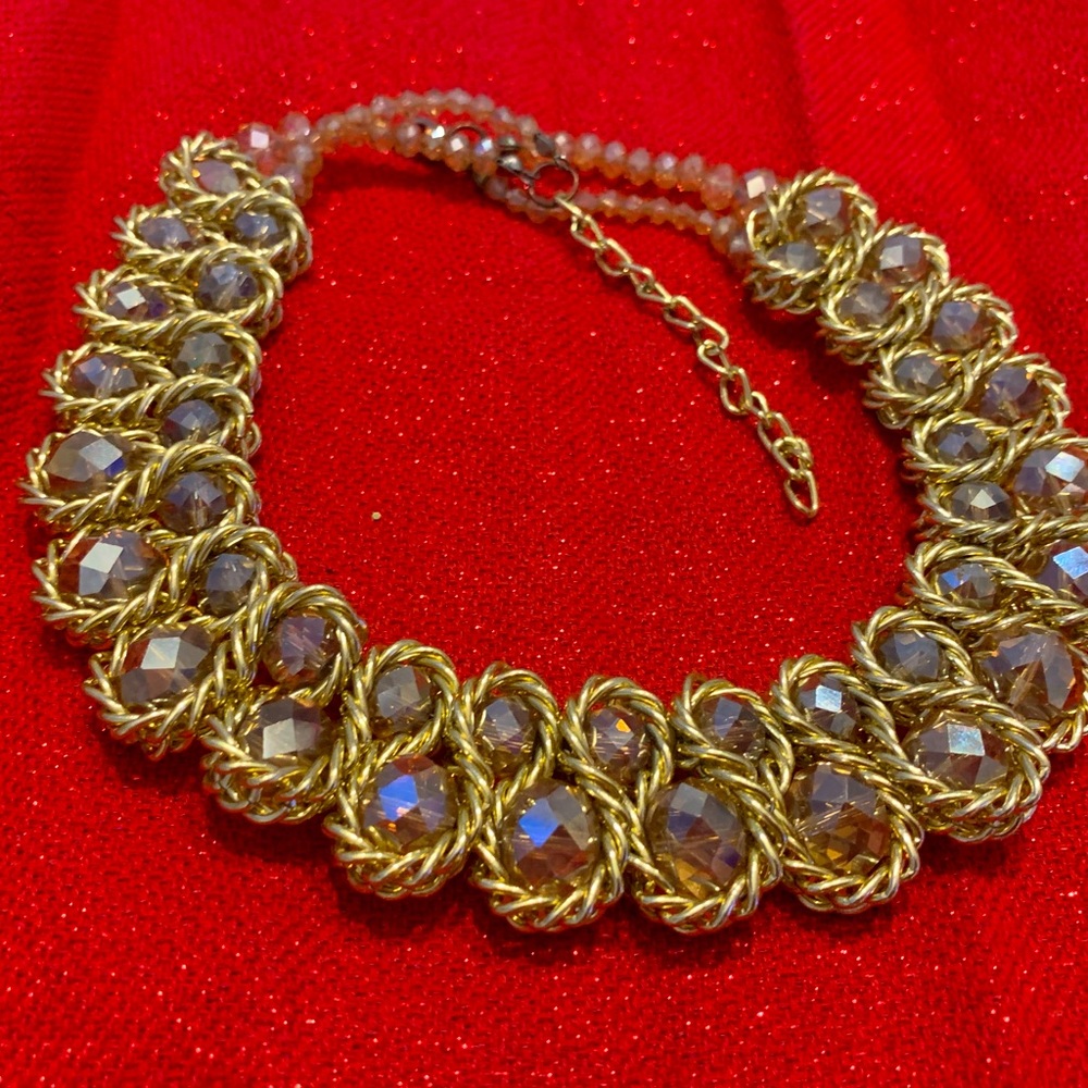 Gorgeous cocktail necklace